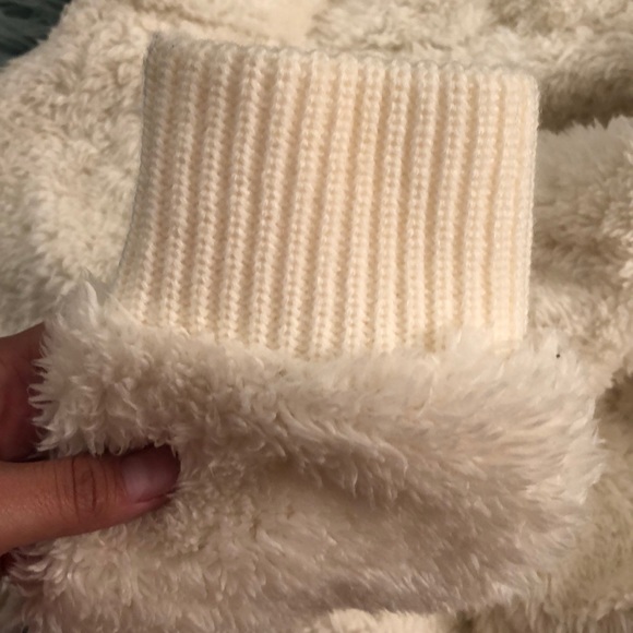 Cozy size medium Empyre zip up❤️ - Picture 4 of 5